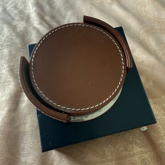 Ralph Lauren Brown Leather Coaster Set with Holder - Picture 2 of 7